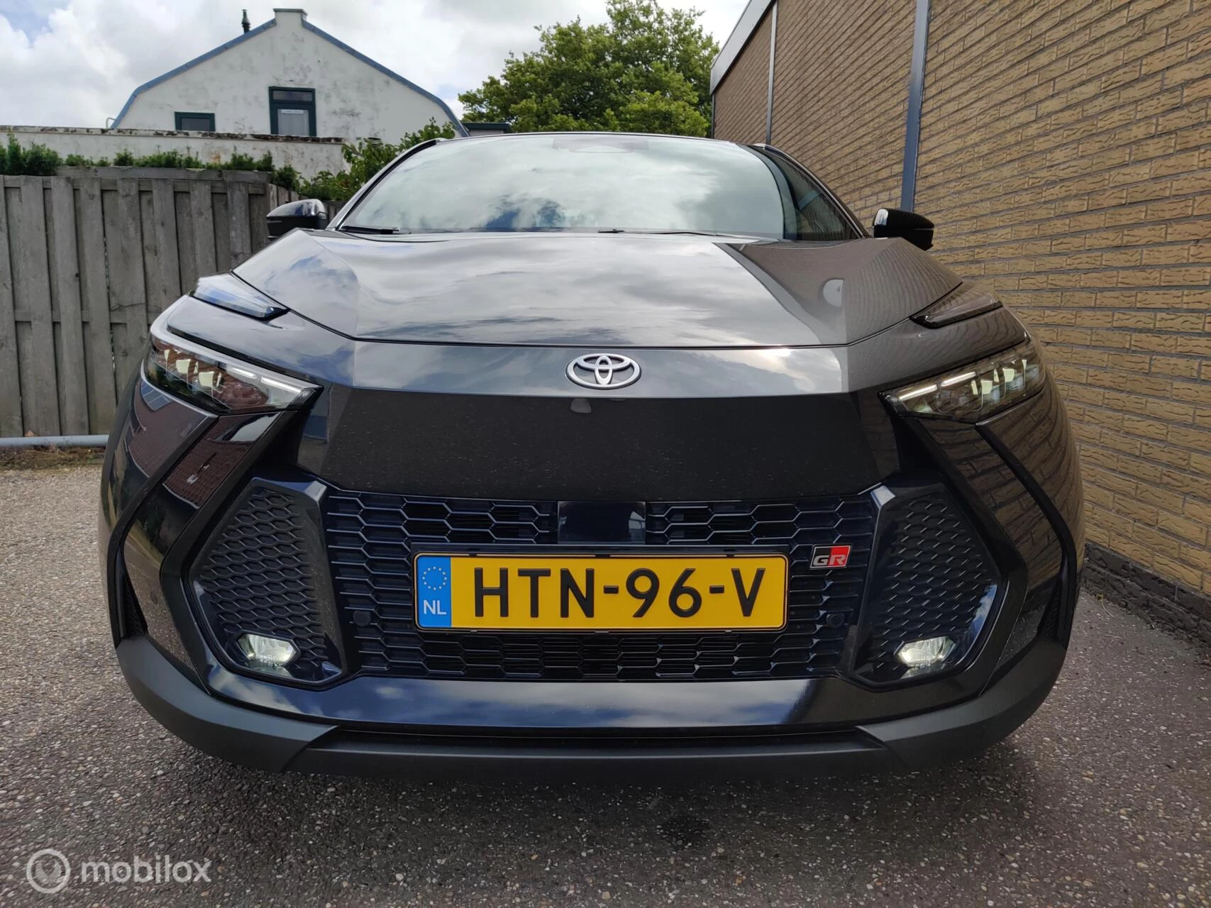 Hoofdafbeelding Toyota C-HR