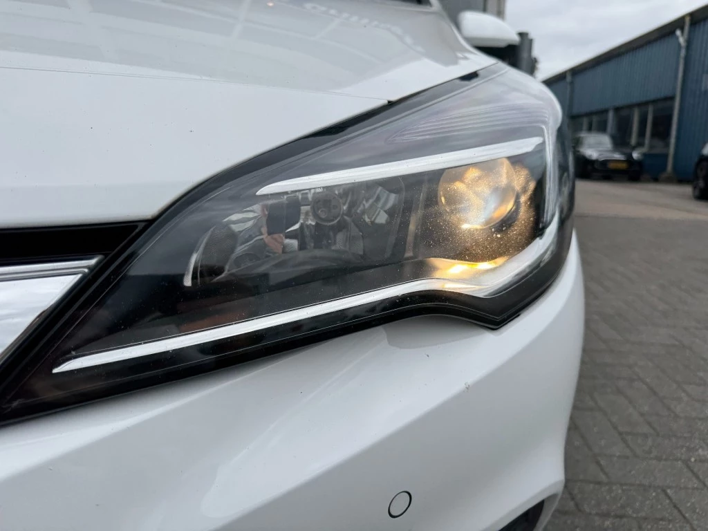 Hoofdafbeelding Opel Astra