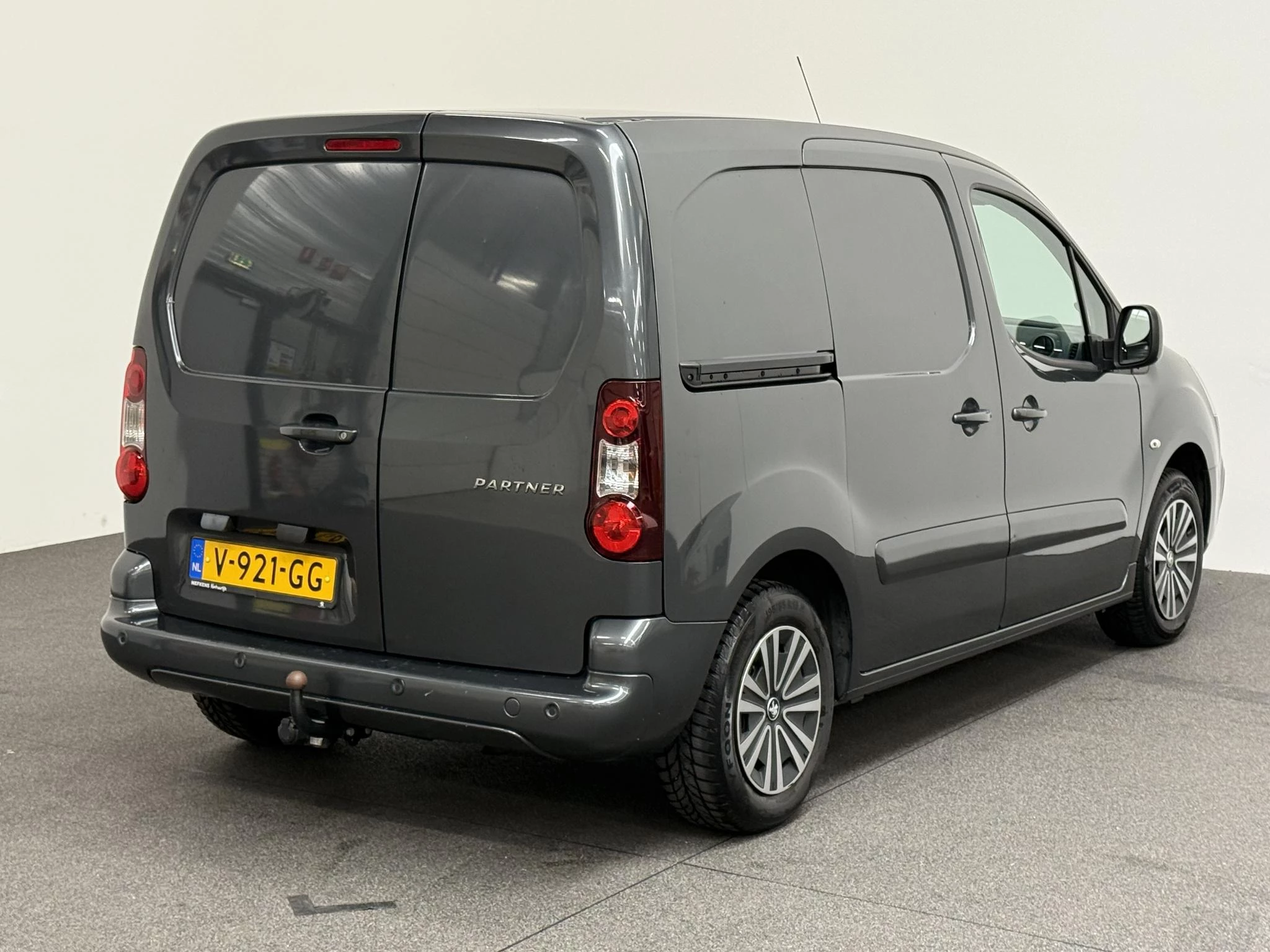 Hoofdafbeelding Peugeot Partner