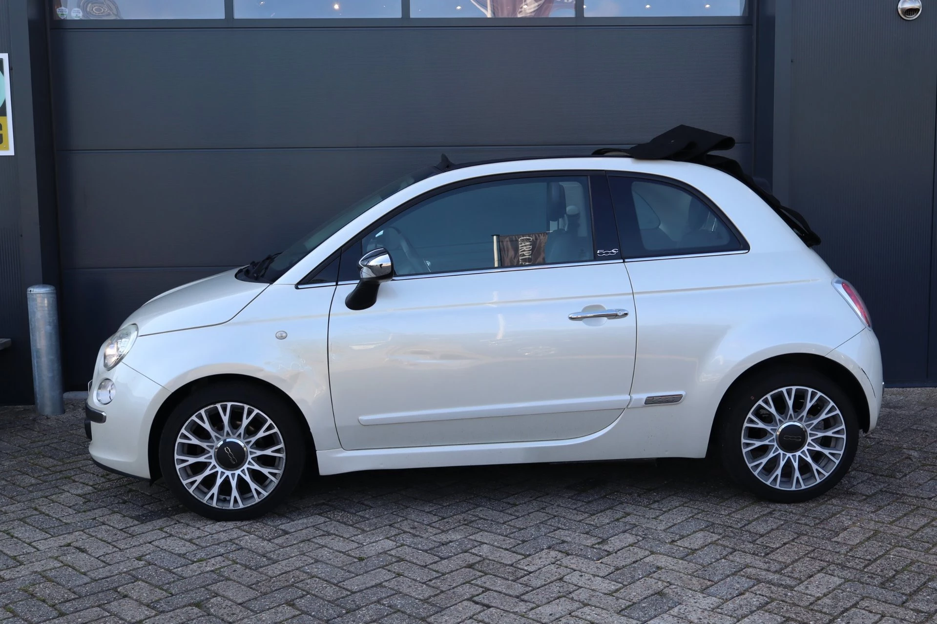 Hoofdafbeelding Fiat 500C