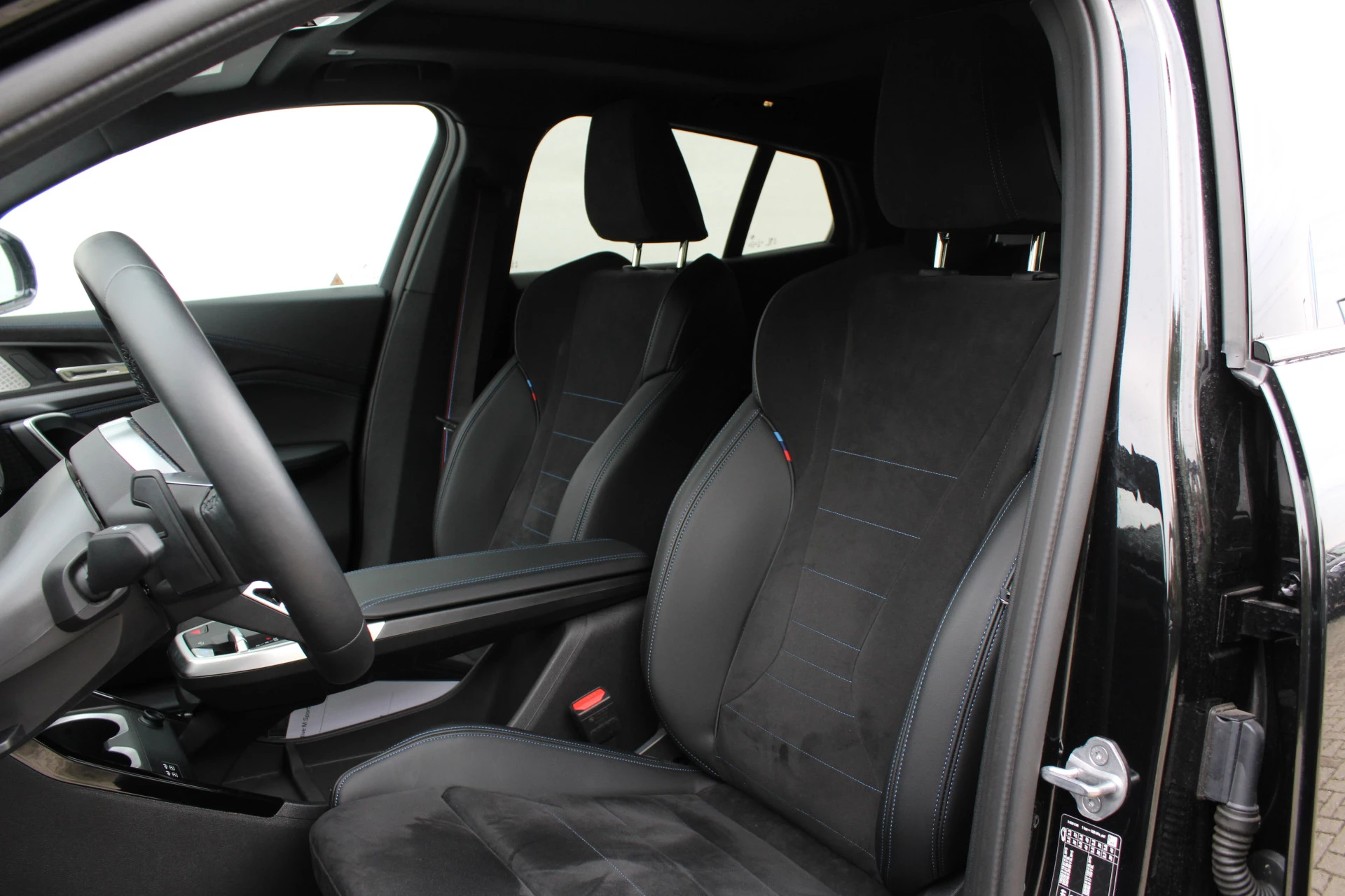 Hoofdafbeelding BMW iX2