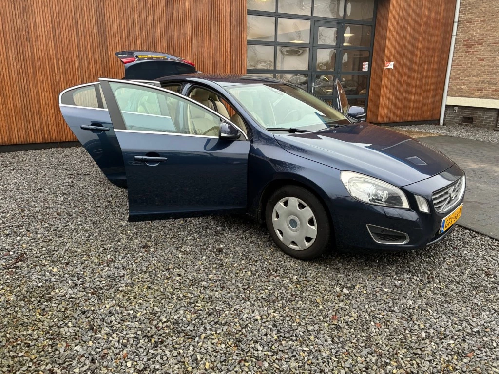 Hoofdafbeelding Volvo S60