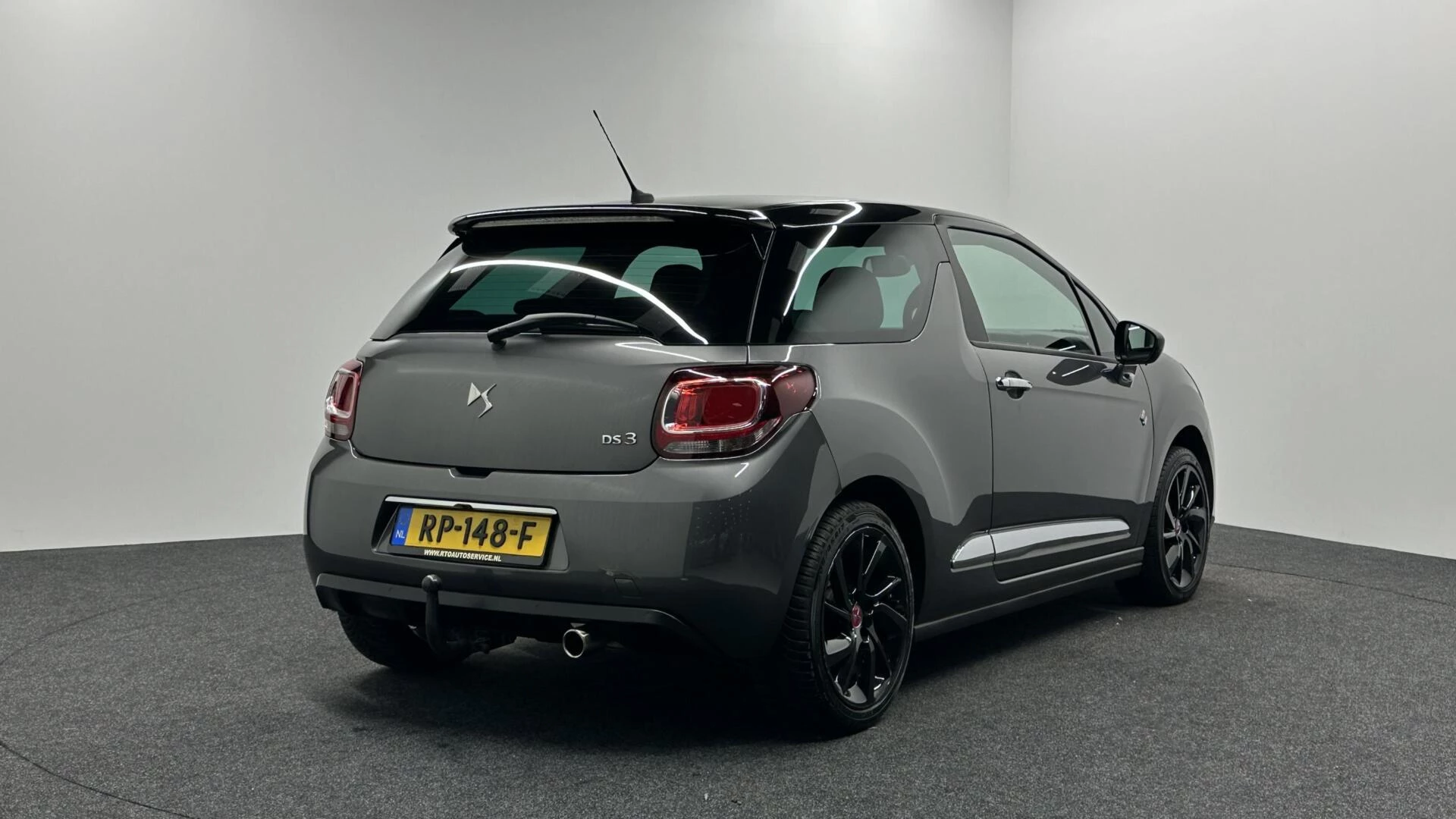 Hoofdafbeelding DS DS 3