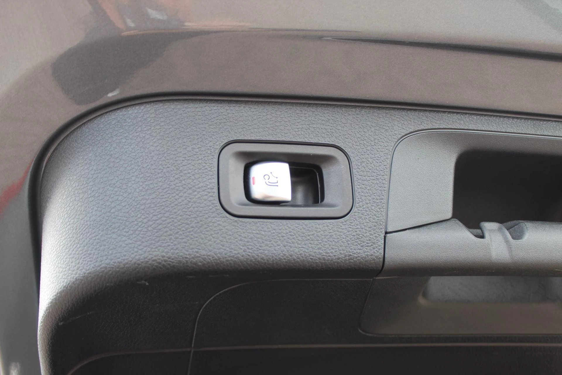 Hoofdafbeelding Mercedes-Benz EQC
