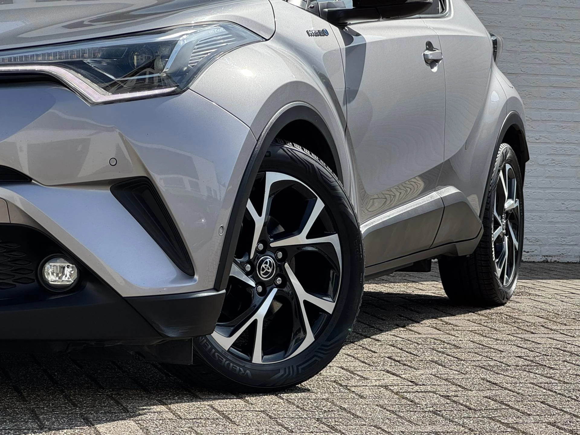 Hoofdafbeelding Toyota C-HR
