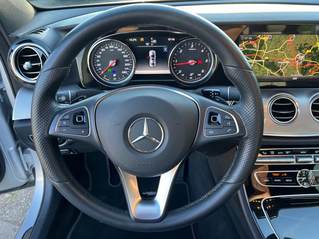 Hoofdafbeelding Mercedes-Benz E-Klasse