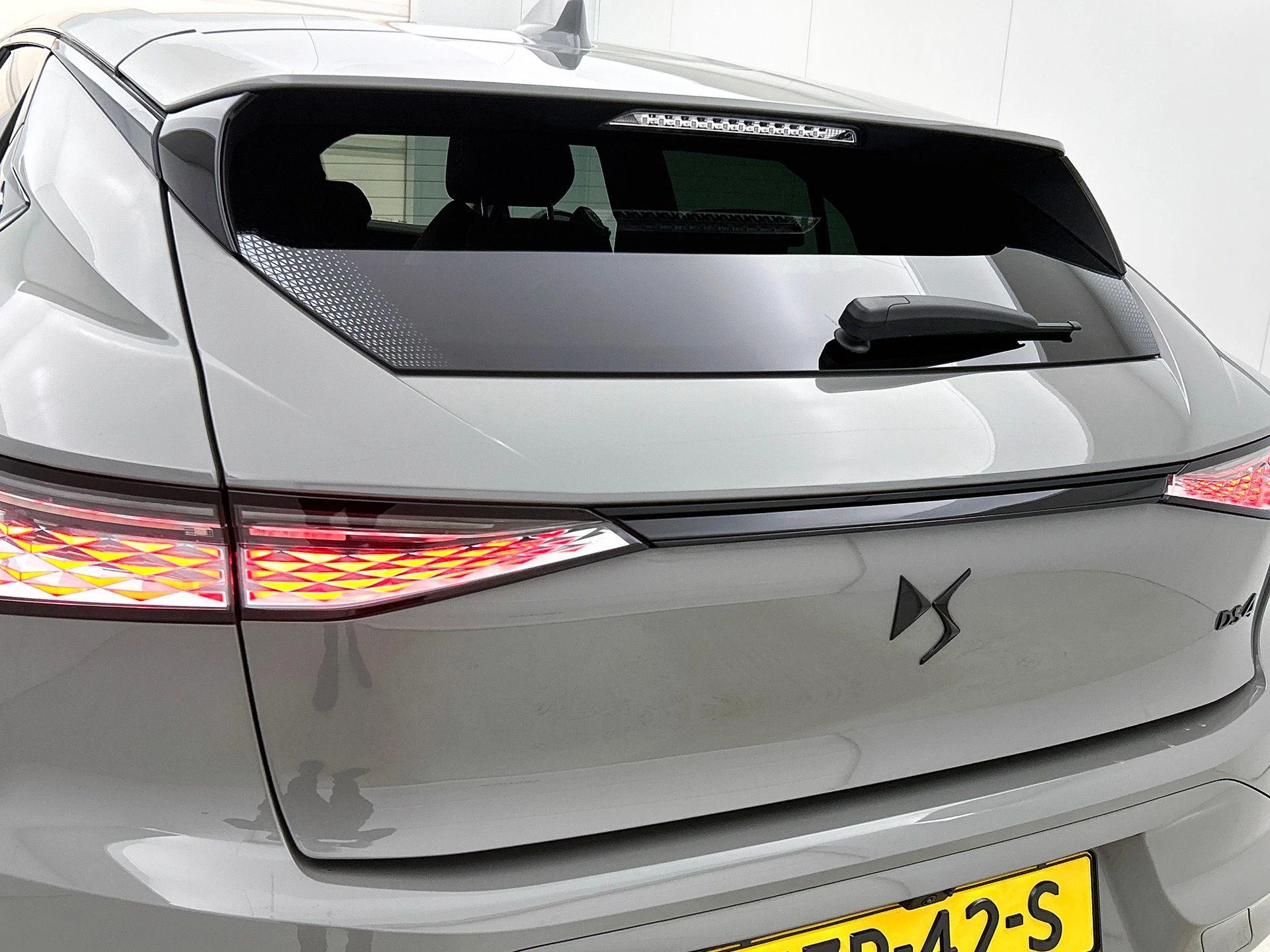 Hoofdafbeelding DS DS 4