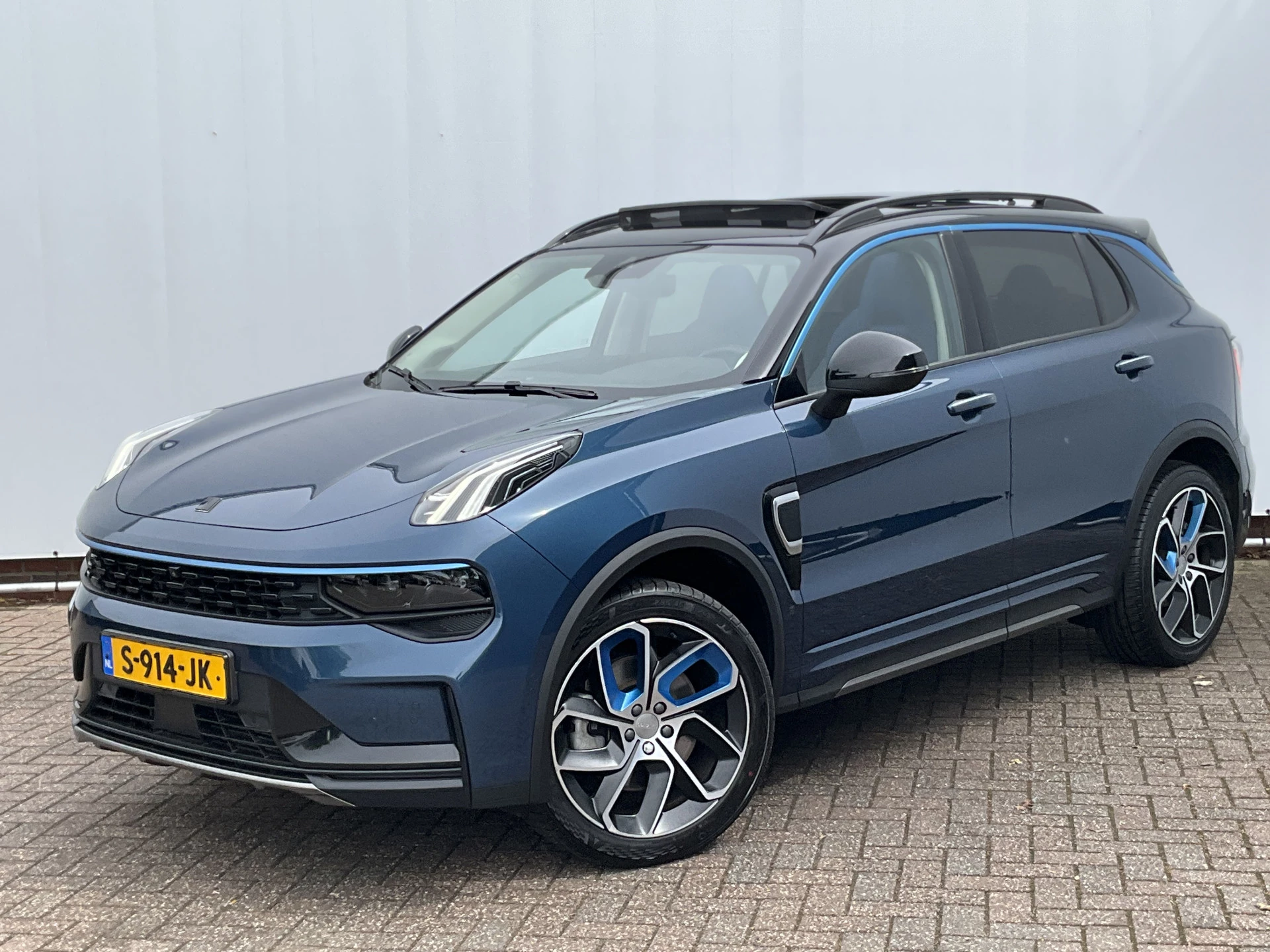 Hoofdafbeelding Lynk & Co 01