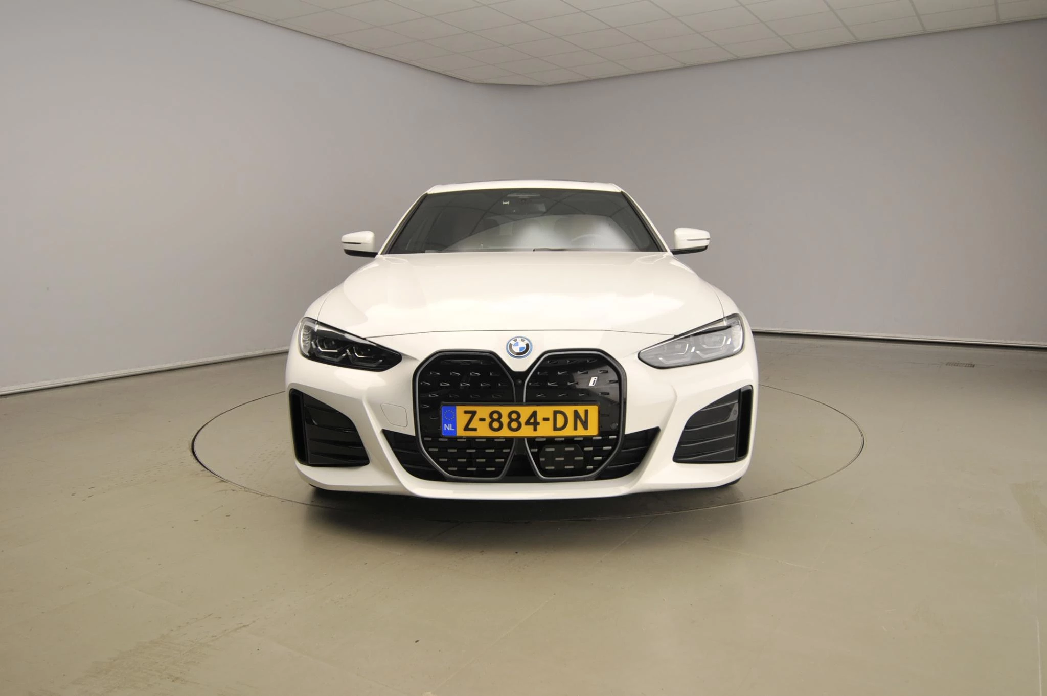 Hoofdafbeelding BMW i4