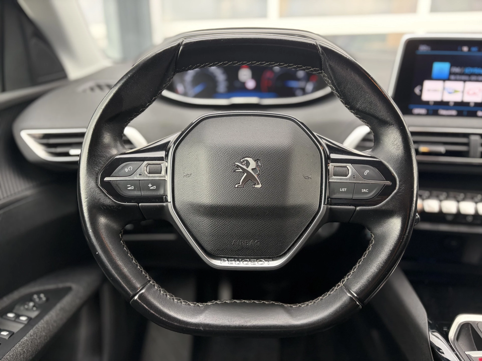Hoofdafbeelding Peugeot 5008