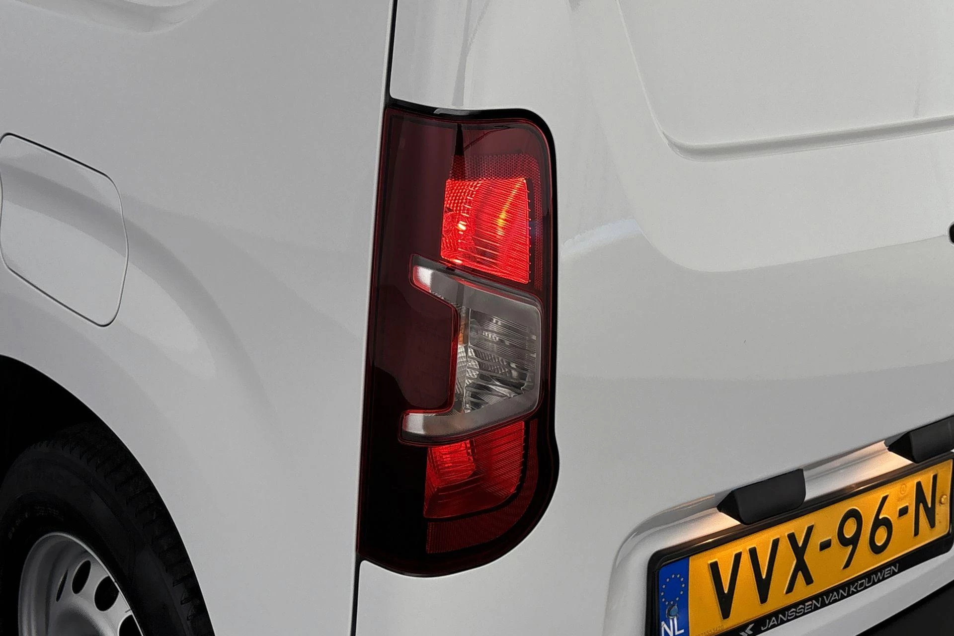 Hoofdafbeelding Peugeot e-Partner