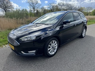 Ford Focus Wagon 1.0 Titanium Zeer Nette Auto !! Vol Opties Distr. vervangen