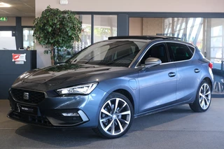 Hoofdafbeelding SEAT Leon Seat Leon 1.4 TSI eHybrid PHEV FR 204PK Pano Led ACC Navi Virtual