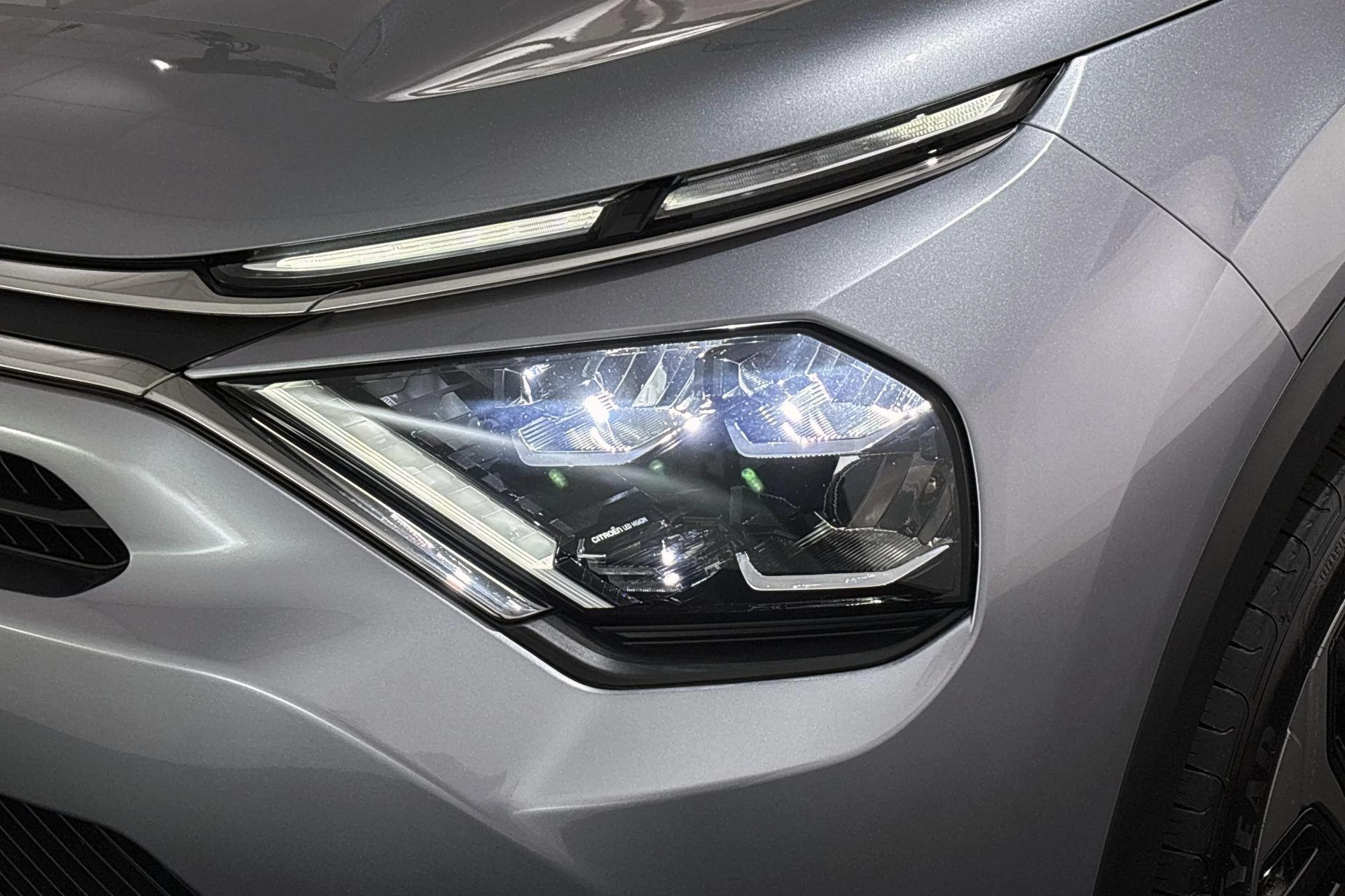 Hoofdafbeelding Citroën ë-C4