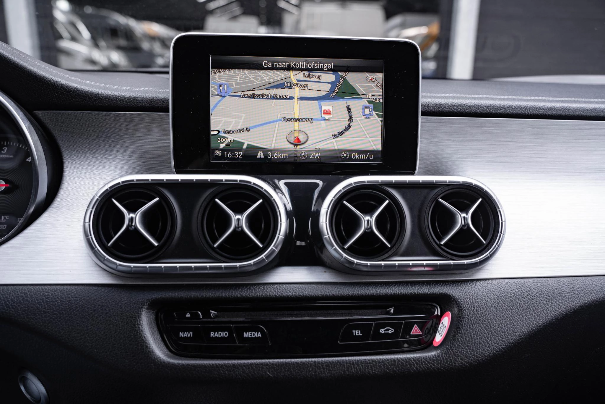 Hoofdafbeelding Mercedes-Benz X-Klasse