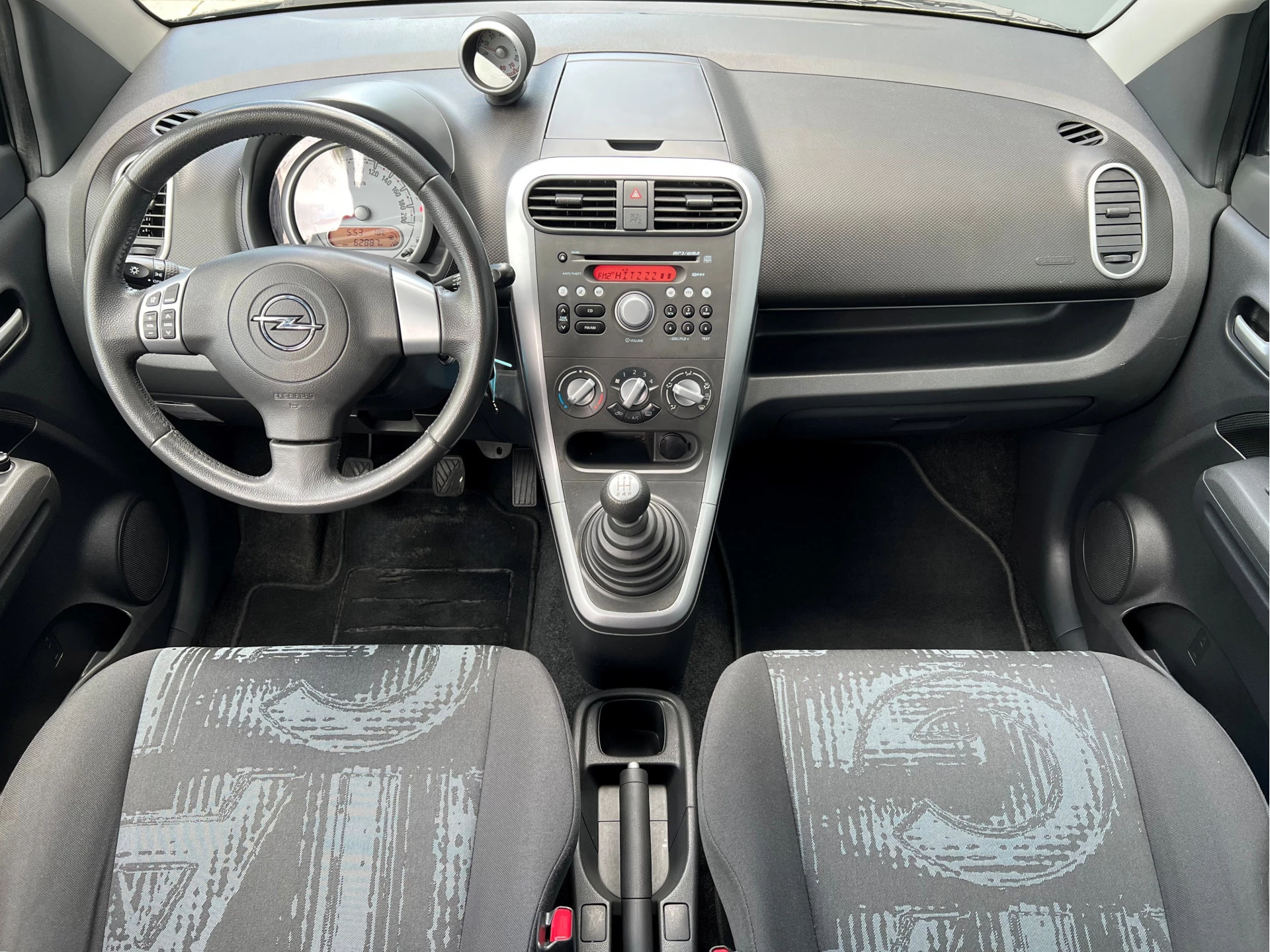 Hoofdafbeelding Opel Agila