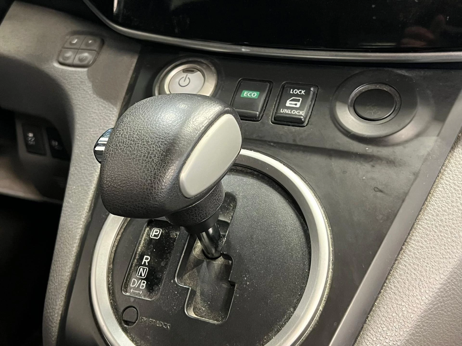 Hoofdafbeelding Nissan NV200