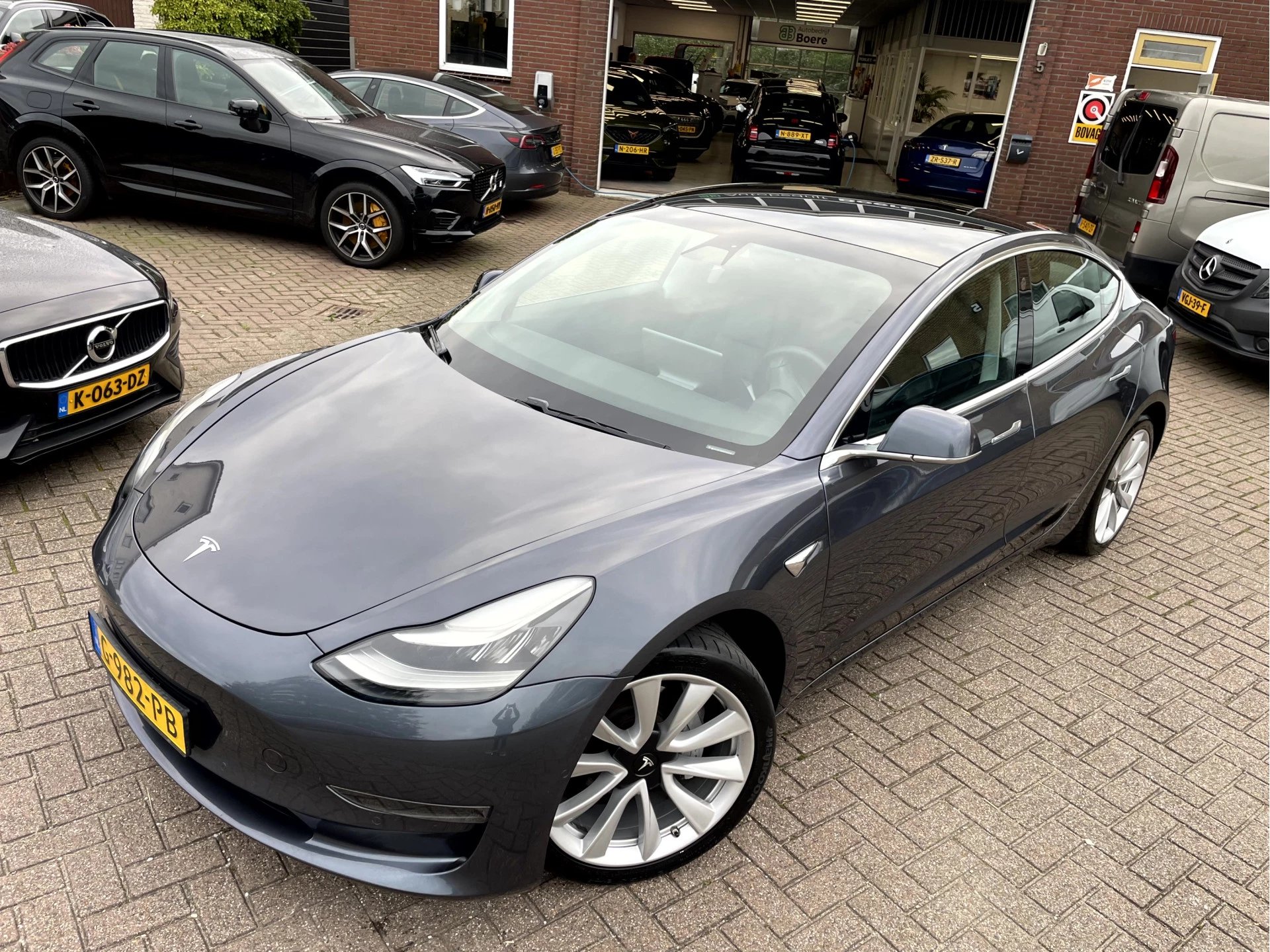 Hoofdafbeelding Tesla Model 3