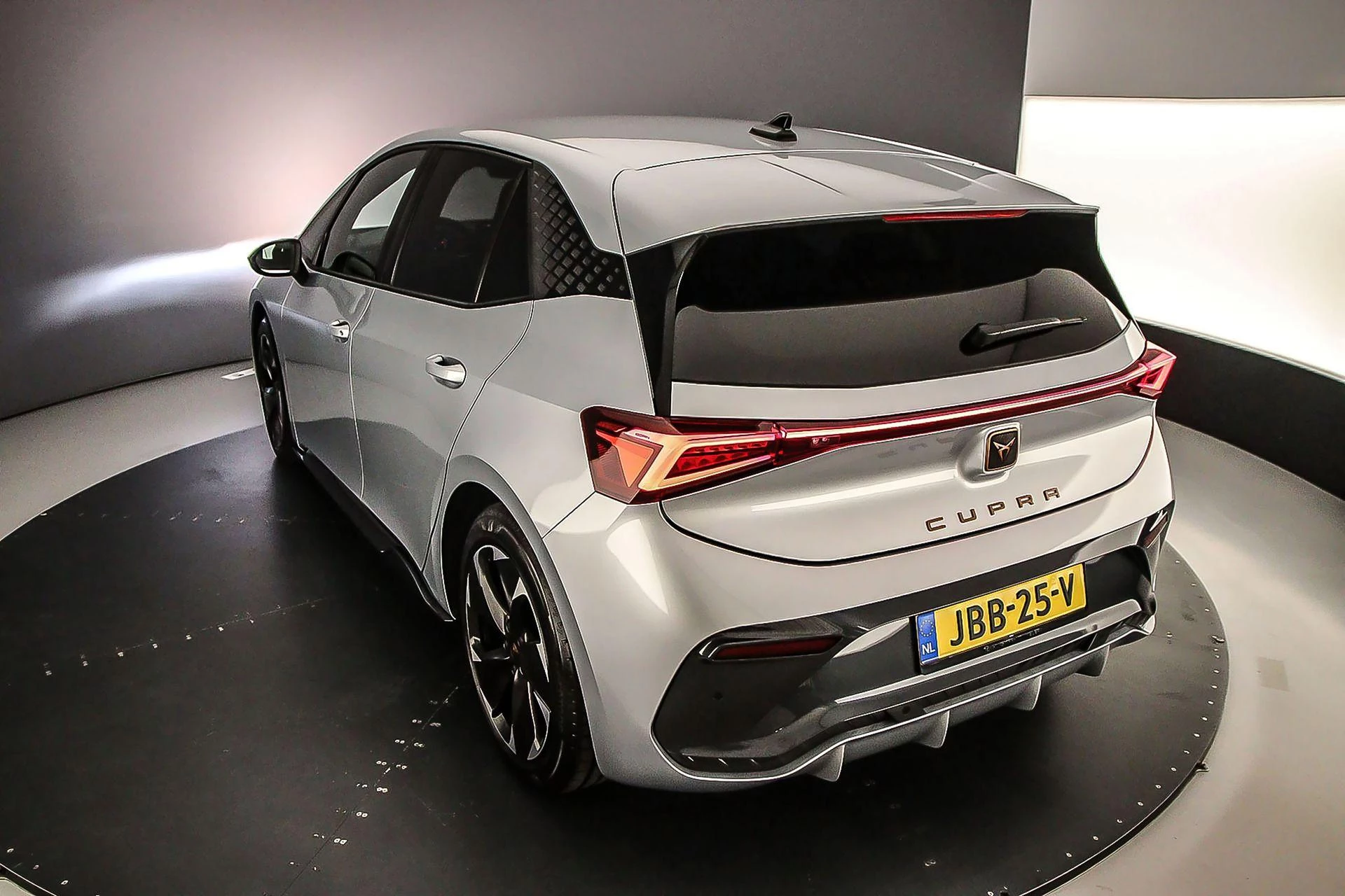 Hoofdafbeelding CUPRA Born