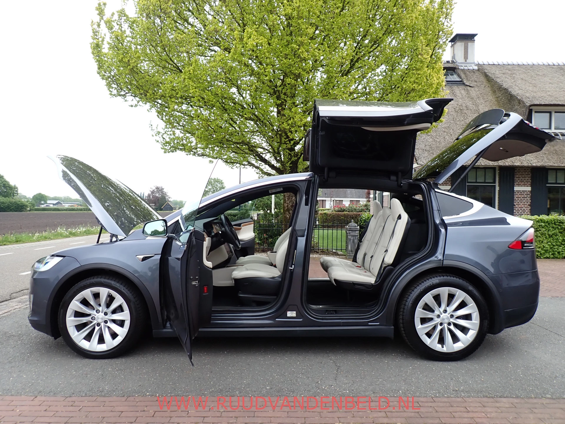 Hoofdafbeelding Tesla Model X