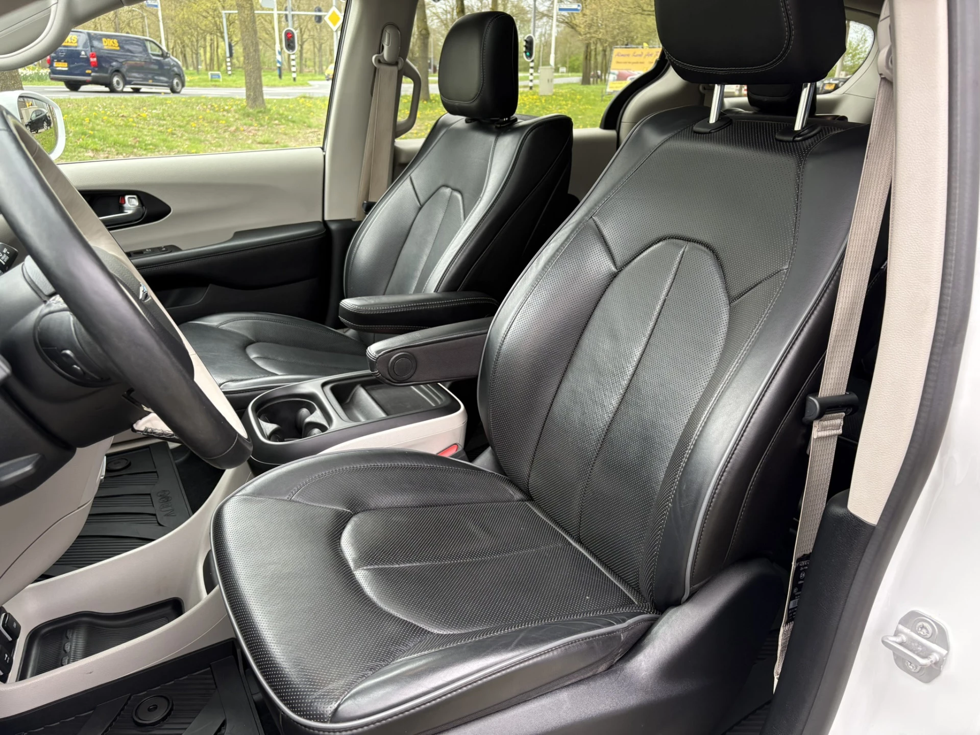 Hoofdafbeelding Chrysler Pacifica