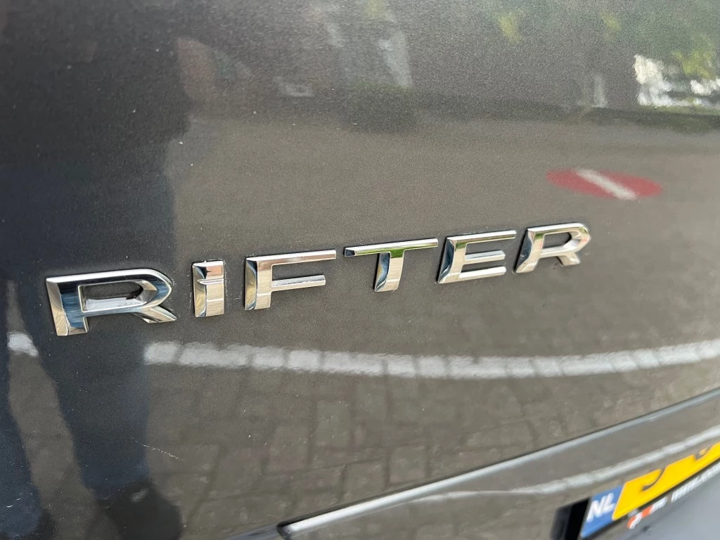 Hoofdafbeelding Peugeot Rifter