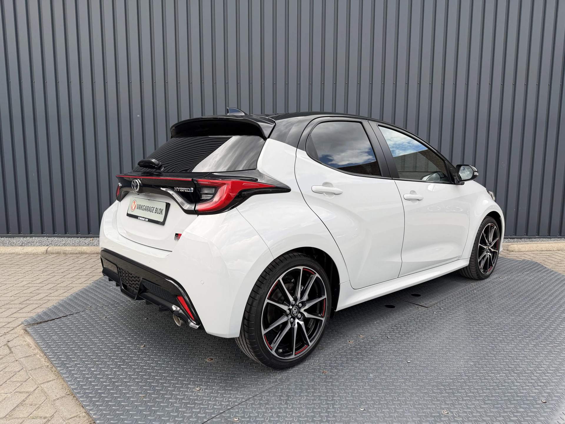 Hoofdafbeelding Toyota Yaris