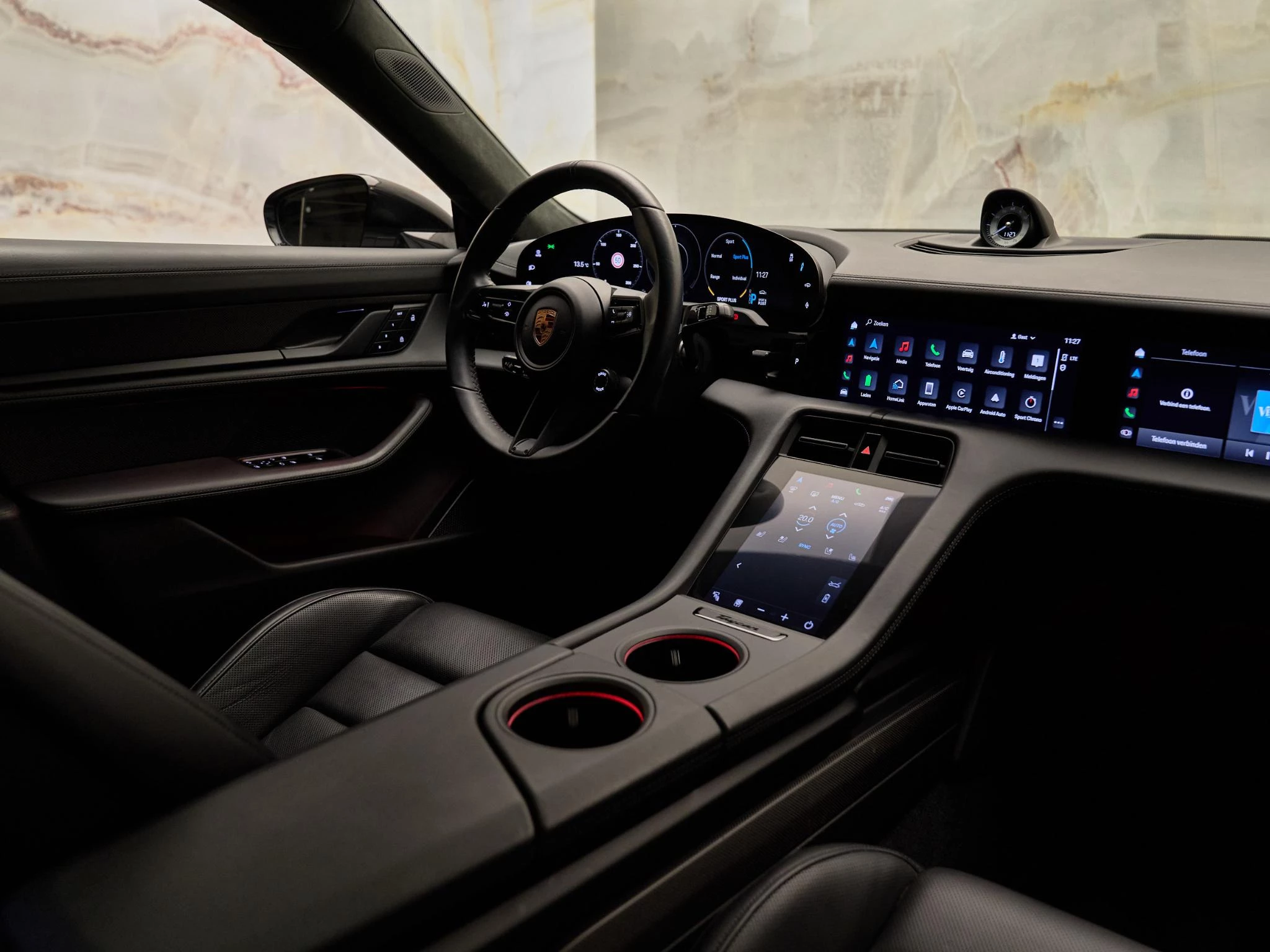 Hoofdafbeelding Porsche Taycan