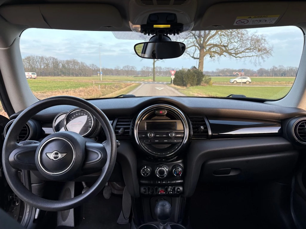 Hoofdafbeelding MINI One