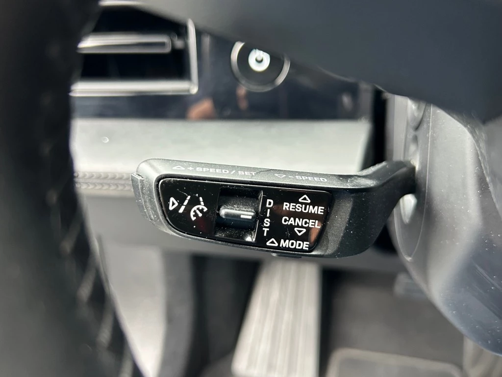 Hoofdafbeelding Porsche Taycan