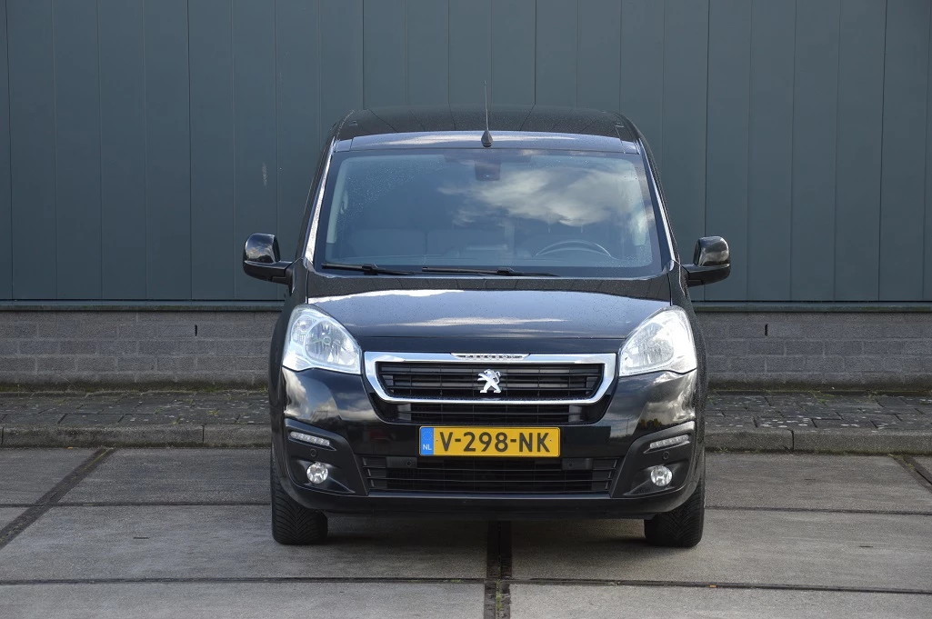 Hoofdafbeelding Peugeot Partner