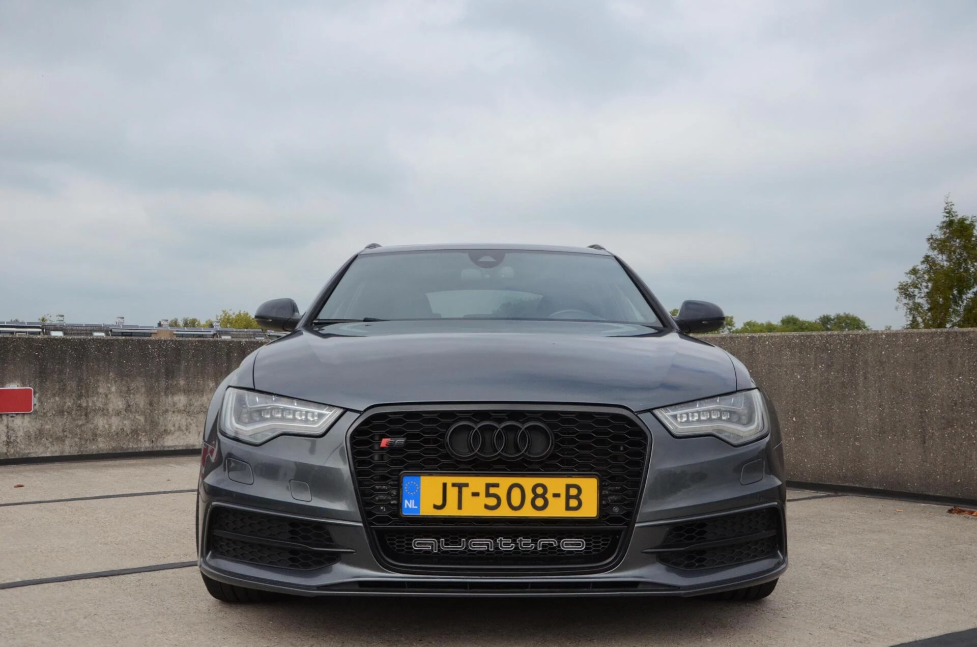 Hoofdafbeelding Audi S6