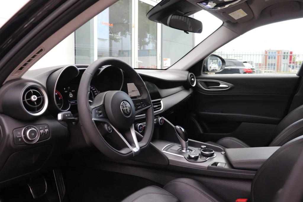 Hoofdafbeelding Alfa Romeo Giulia