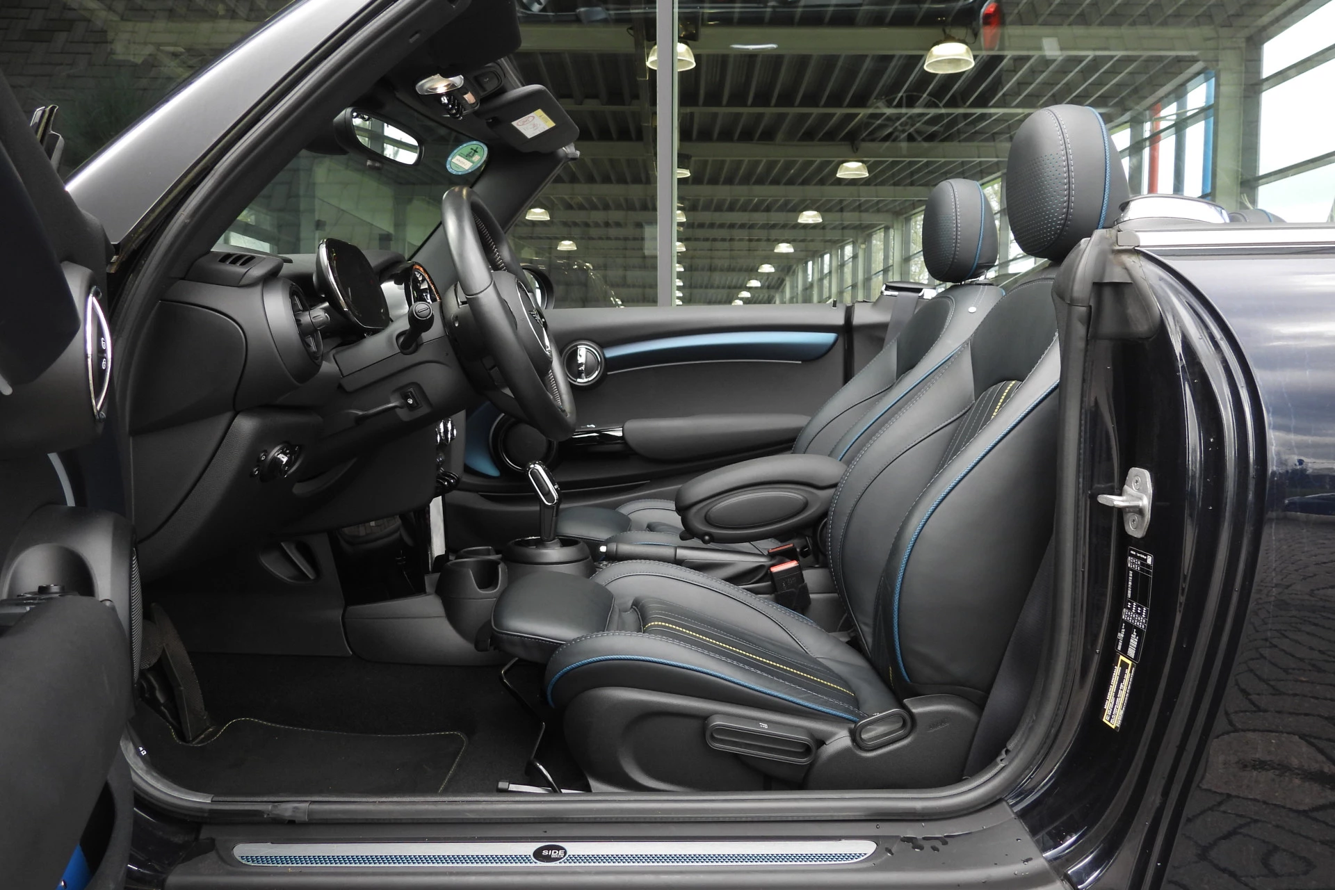 Hoofdafbeelding MINI Cooper Cabrio