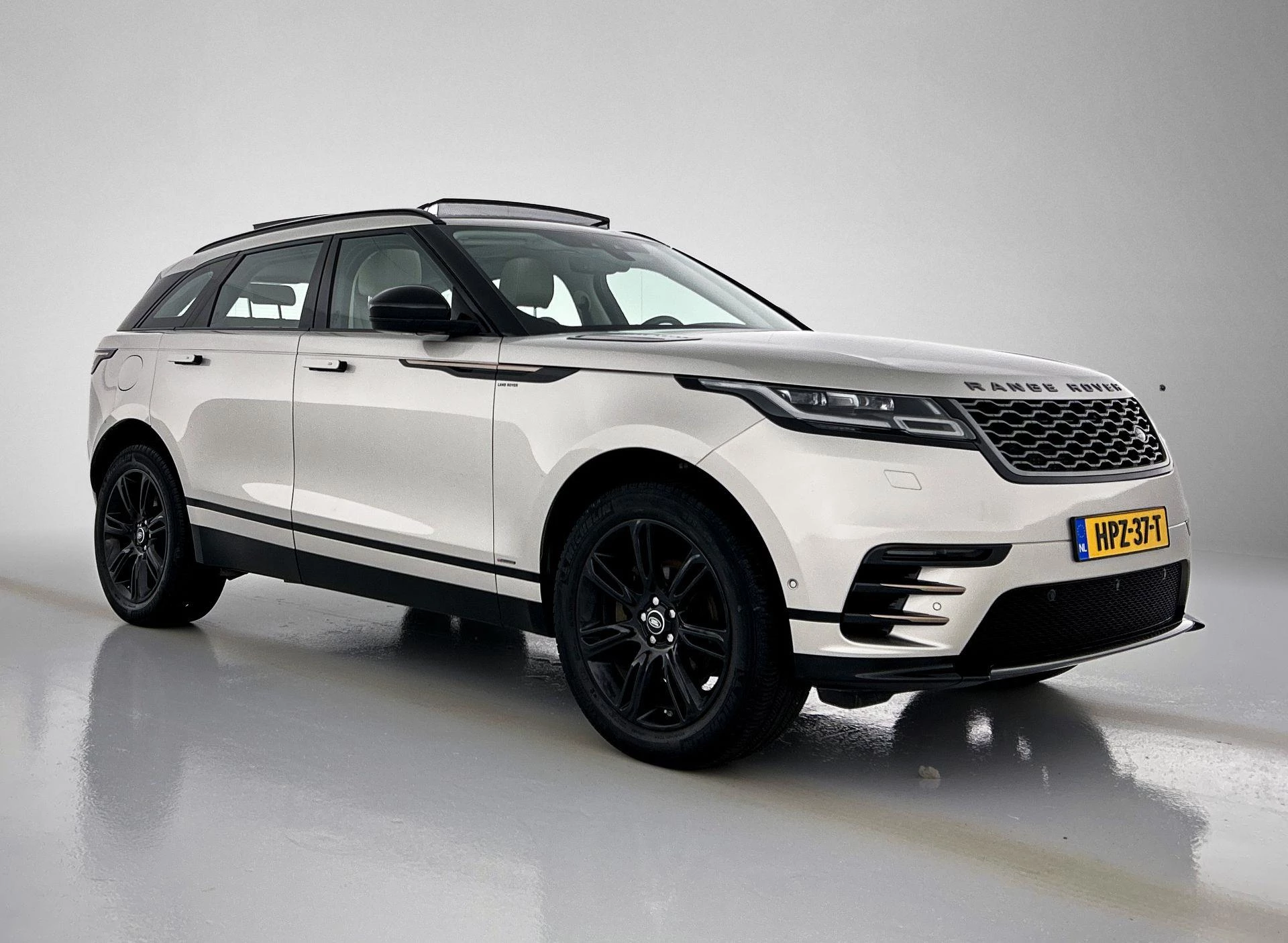 Hoofdafbeelding Land Rover Range Rover Velar