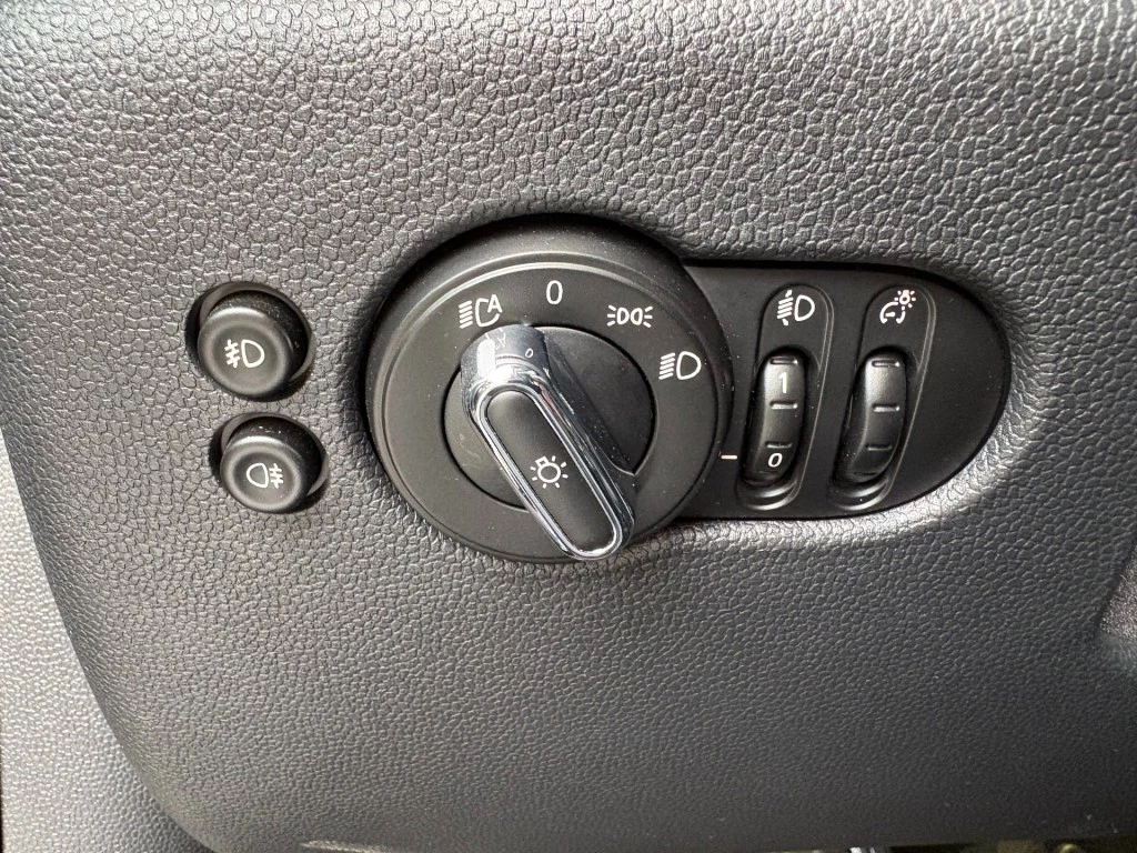 Hoofdafbeelding MINI One