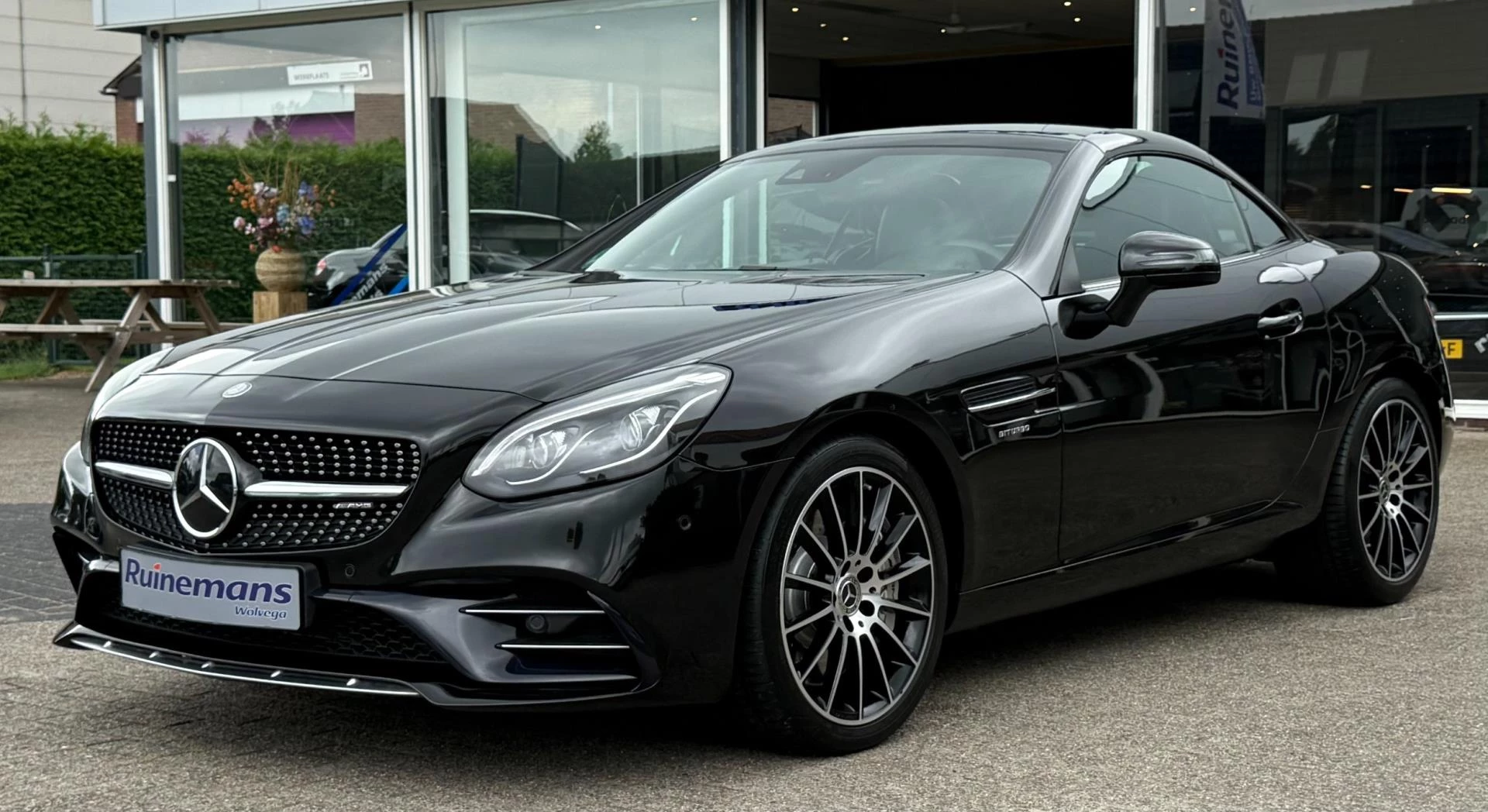 Hoofdafbeelding Mercedes-Benz SLC