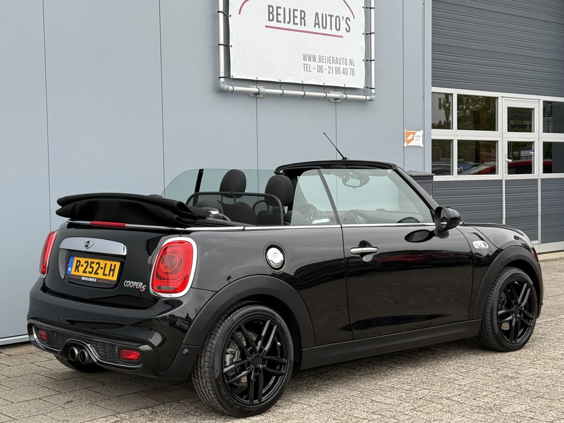 Hoofdafbeelding MINI Cooper S Cabrio