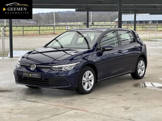 Volkswagen Golf 1.0 eTSI DSG/STL+STRW.VRW/CARPLAY/NAVI/DAB+