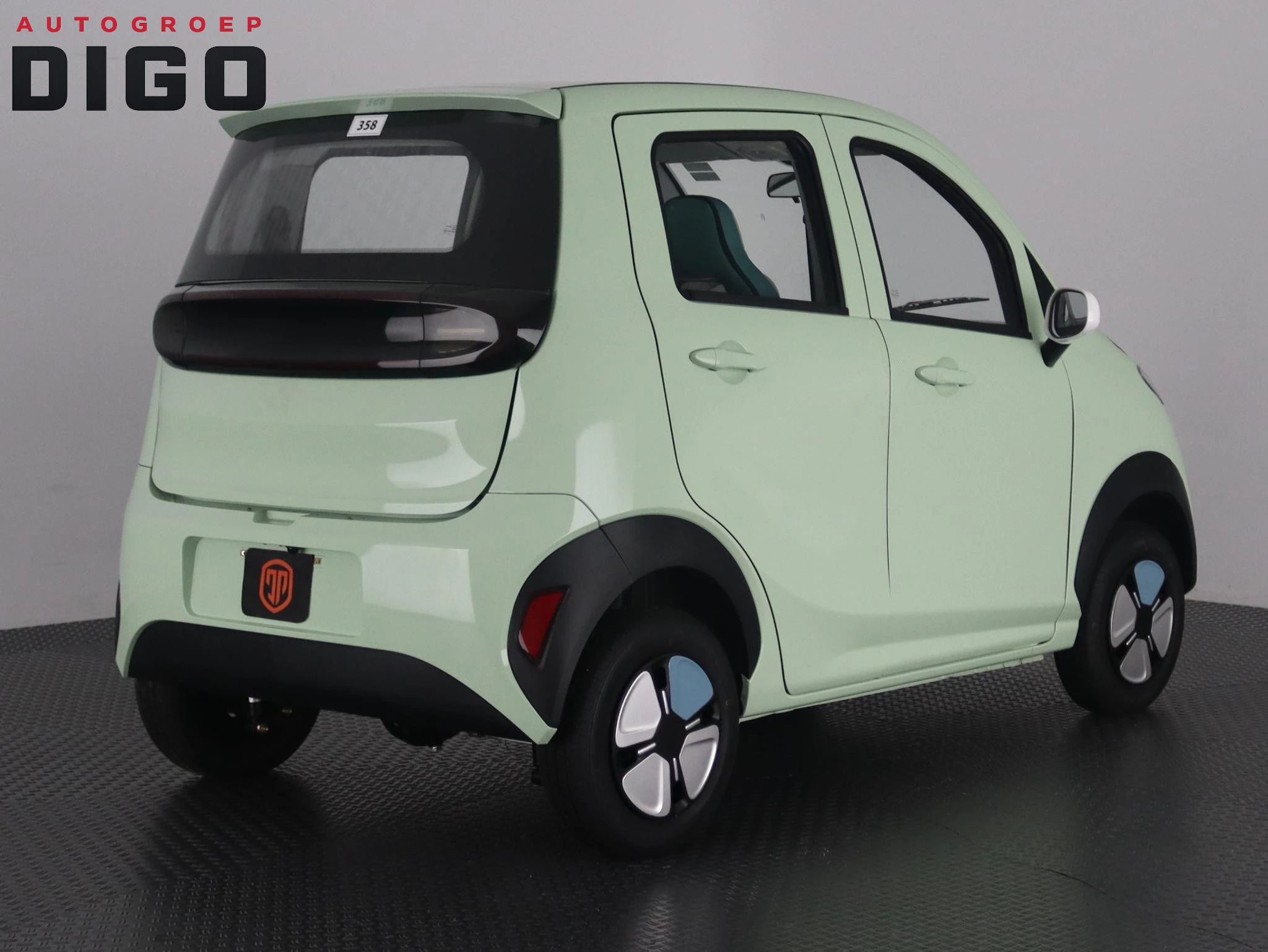 Hoofdafbeelding Jinpeng P4