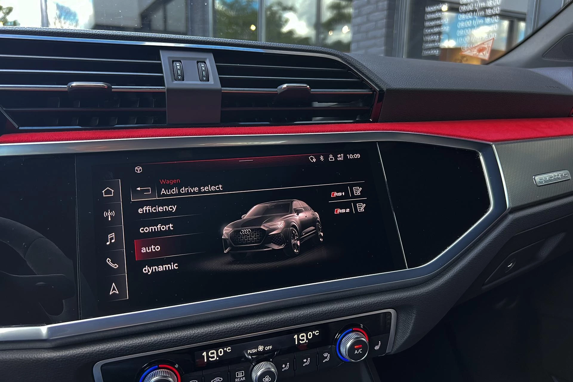 Hoofdafbeelding Audi RSQ3