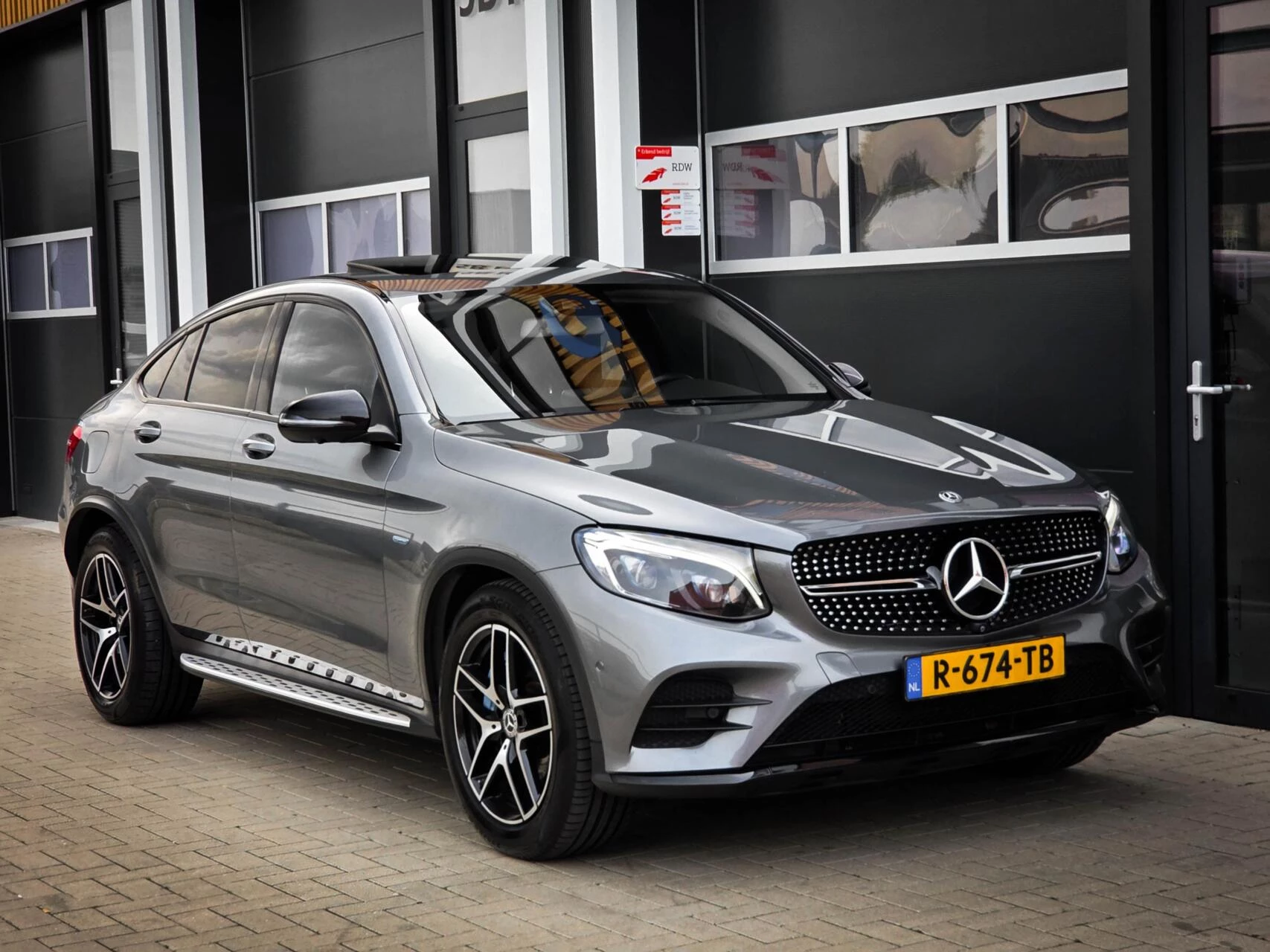 Hoofdafbeelding Mercedes-Benz GLC