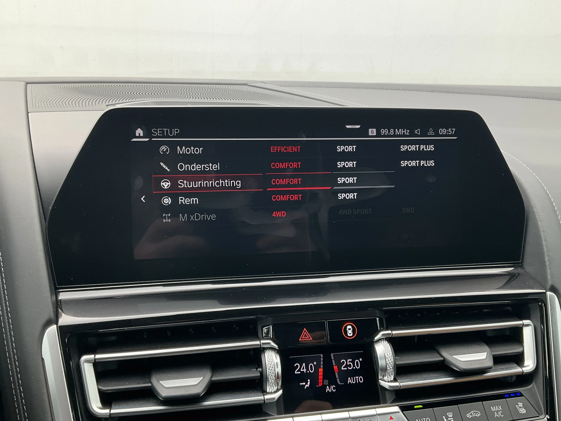 Hoofdafbeelding BMW M8