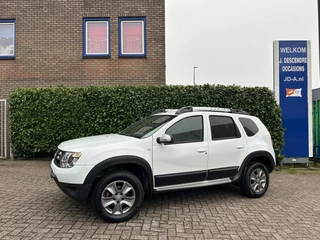 Hoofdafbeelding Dacia Duster Dacia Duster 1.2 TCe 4x2 Lauréate Airco, Cruise C, Navigatie, Leder Int!!!! WOENSDAG 16-07 ZIJN WIJ GEOPEND VAN 10:00 / 14:00!!!!