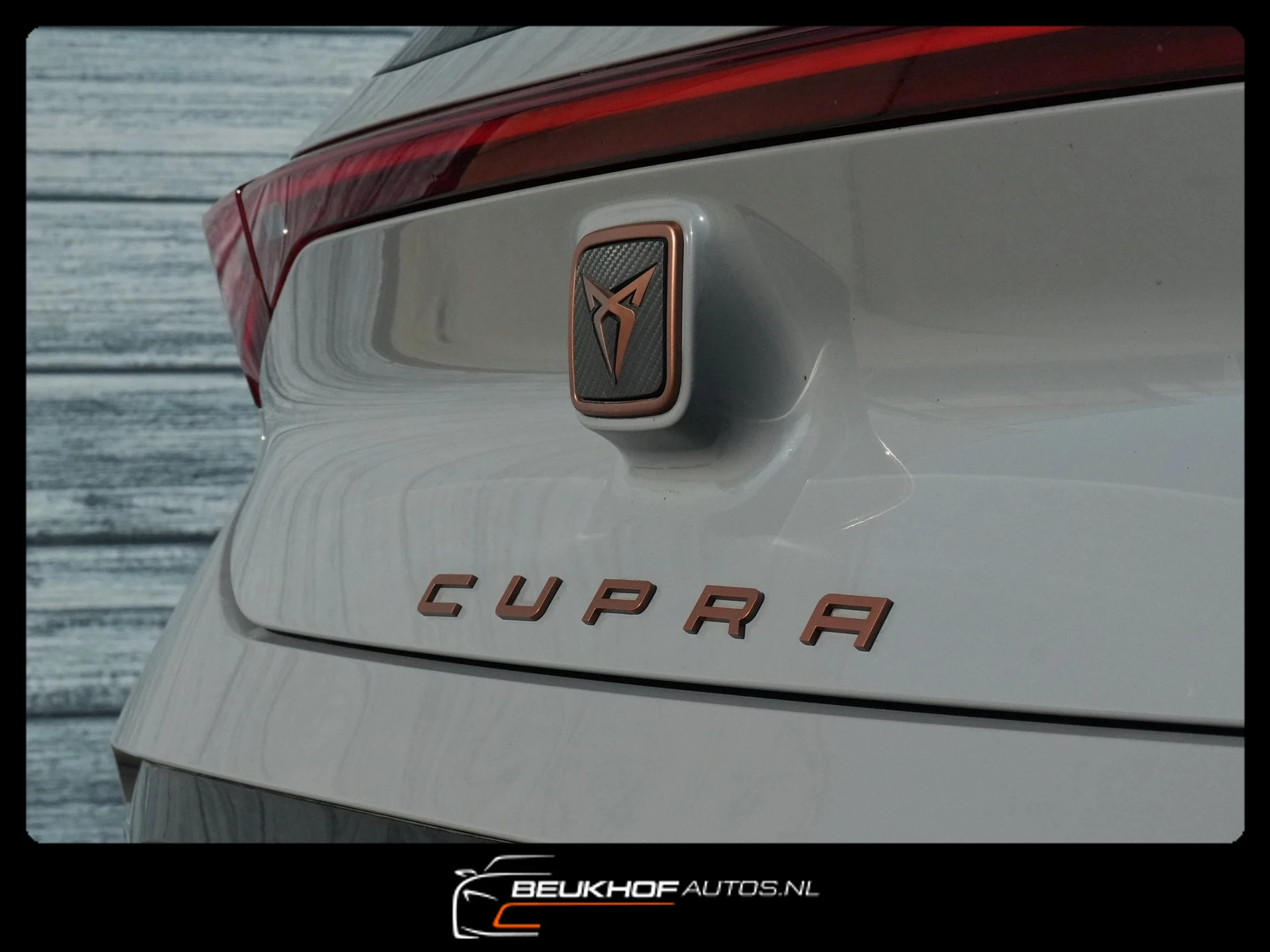 Hoofdafbeelding CUPRA Born