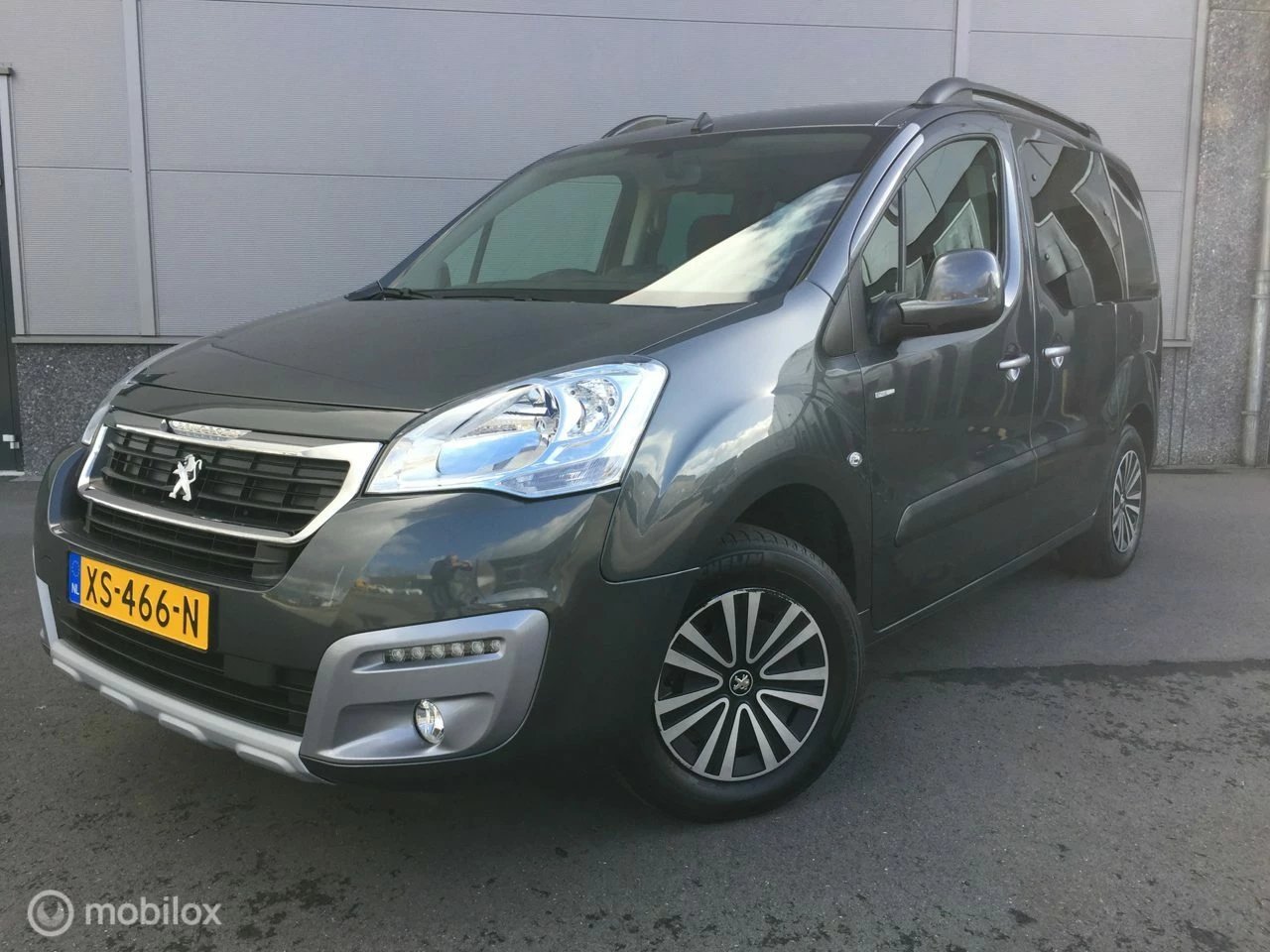 Hoofdafbeelding Peugeot Partner