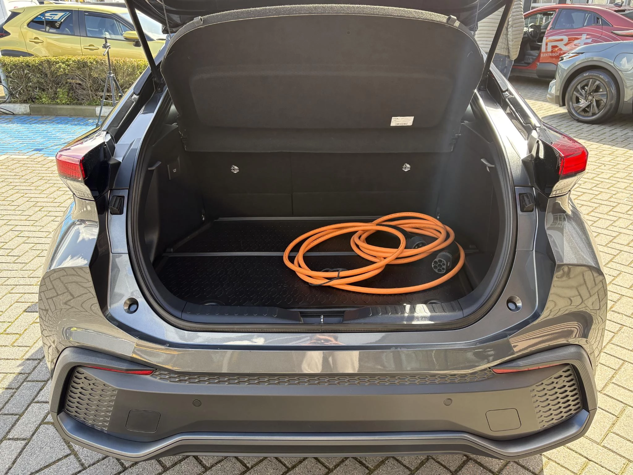 Hoofdafbeelding Toyota C-HR