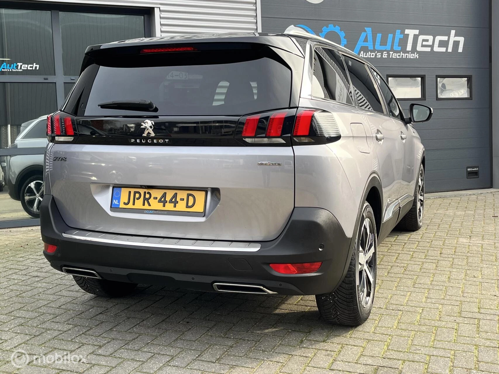 Hoofdafbeelding Peugeot 5008