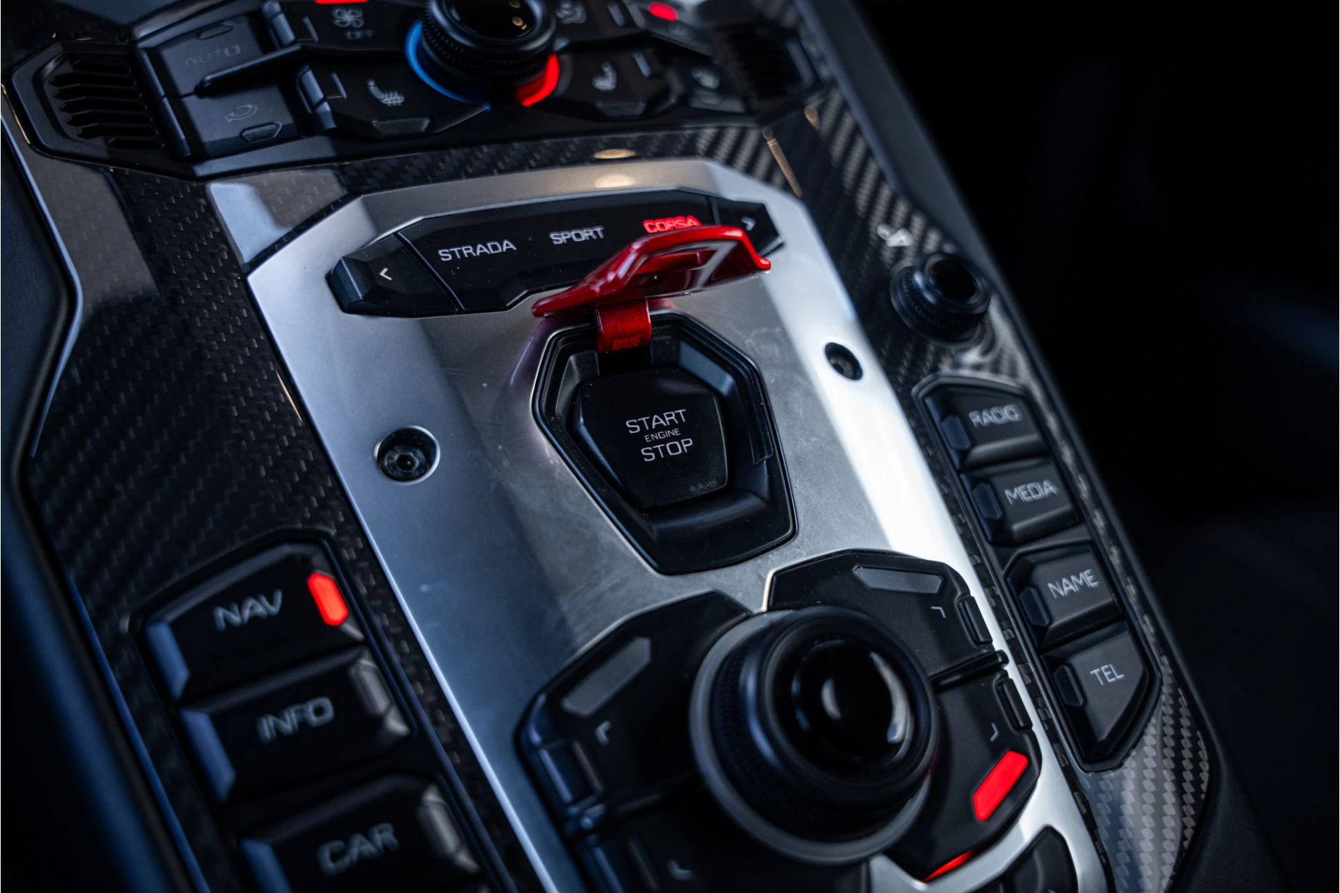 Hoofdafbeelding Lamborghini Aventador