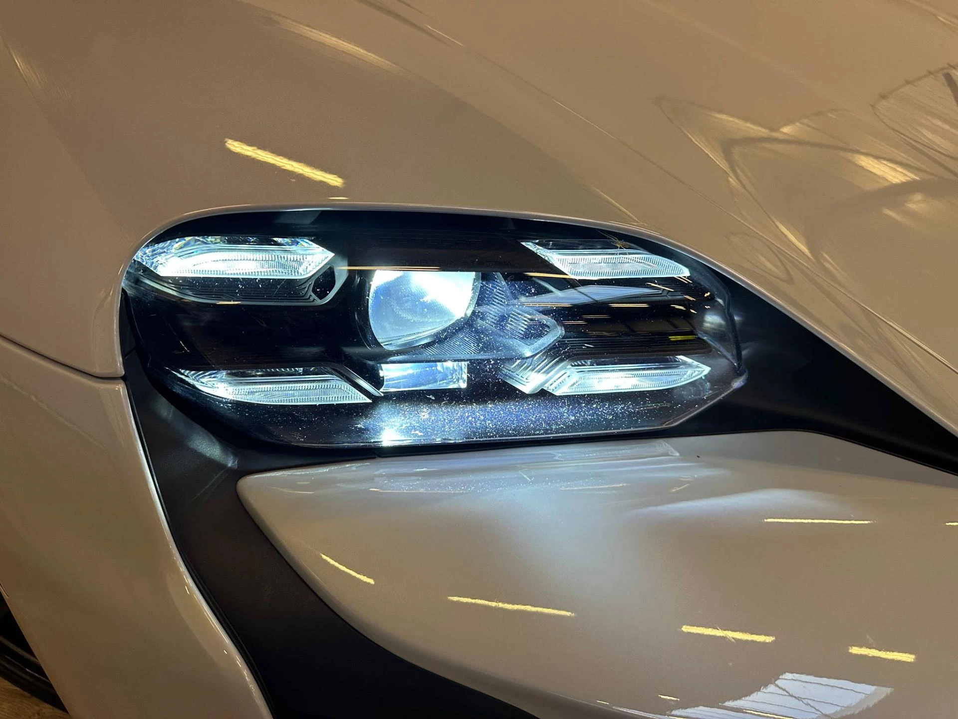 Hoofdafbeelding Porsche Taycan